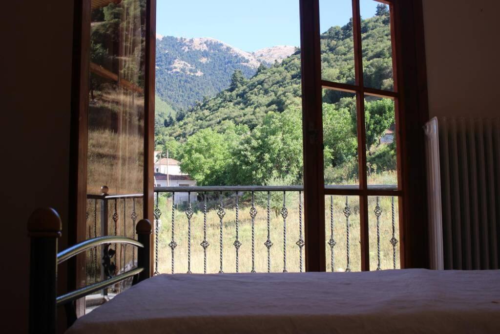 Velia Guesthouse Kalávrita Kültér fotó
